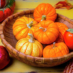 Пазл: Корзинка с тыквами