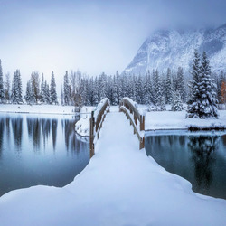 Пазл: Зимний мост