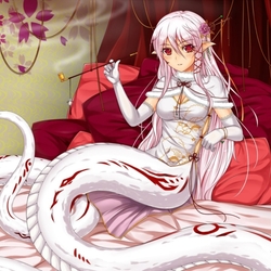 Пазл: Девушка-змея