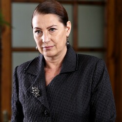 Пазл: Вахиде Гёрдюм