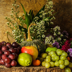 Пазл: Натюрморт с цветами и фруктами