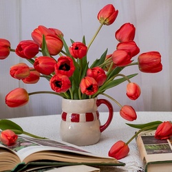 Пазл: Красные тюльпаны 