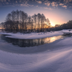 Пазл: Не замерзшее озеро