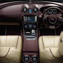 Пазл: Салон автомобиля