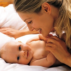 Пазл: Мать и дитя