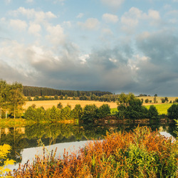 Пазл: Осенние берега реки