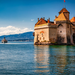 Пазл: Замок на озере