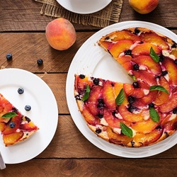 Пазл: Пирог с персиками