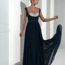 Пазл: Волшебство длинного платья