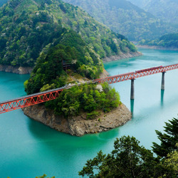 Пазл: Мост над горами