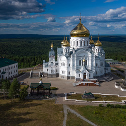 Пазл: Белогорский Николаевский монастырь