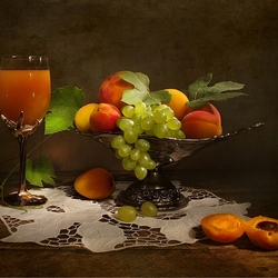Пазл: Абрикосовый натюрморт