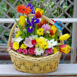 Пазл: Корзинка с цветами