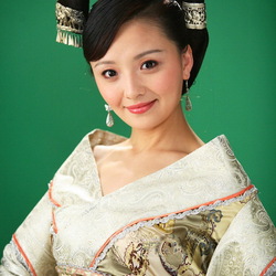Пазл: Девушка в китайском костюме
