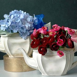 Пазл: Цветы и чайники 