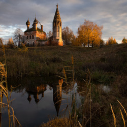 Пазл: Церковь у воды