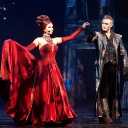 Пазл: Аглая Шиловская и Владимир Дыбский