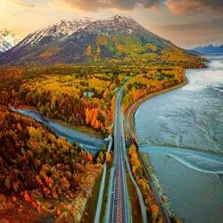 Пазл: Дорога вдоль набережной