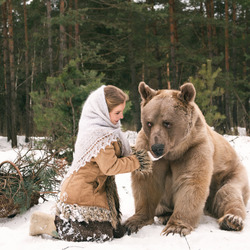 Пазл: Маша и медведь