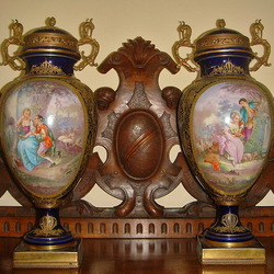 Пазл: Антикварные вазы