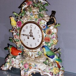 Пазл: Часы в фарфоре