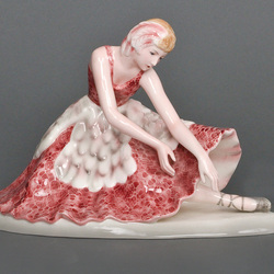 Пазл: Фарфоровая статуэтка