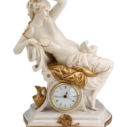 Пазл: Часы в фарфоре