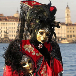 Пазл: Венецианская маска