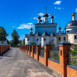 Пазл: Дорога к монастырю