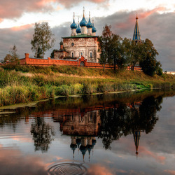 Пазл: Храм на закате