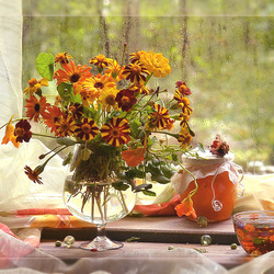 Пазл: Чай в дождливый летний день