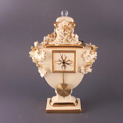 Пазл: Часы в фарфоре