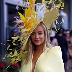 Пазл: Шляпы и шляпки