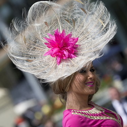 Пазл: Шляпы и шляпки	