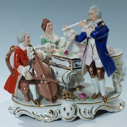 Пазл: Фарфоровая статуэтка