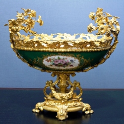 Пазл: Антикварная ваза