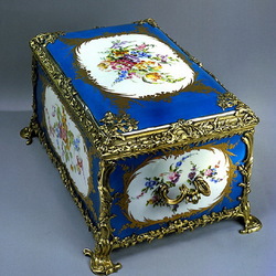 Пазл: Антикварная шкатулка