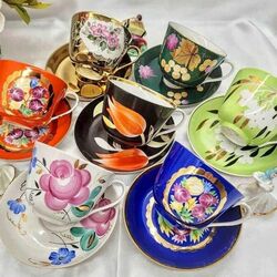 Пазл: Чашки с блюдцами