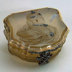 Пазл: Антикварная табакерка