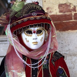 Пазл: Венецианская маска