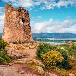 Пазл: Руины башни