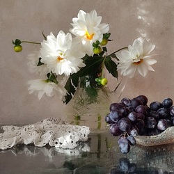 Пазл: Георгин букетик 