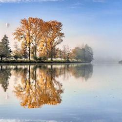 Пазл: Отражение осени