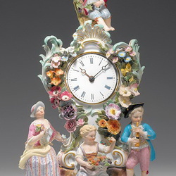 Пазл: Часы в фарфоре