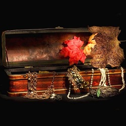 Пазл: Старая шкатулка