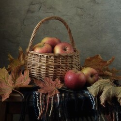 Пазл: С яблоками 