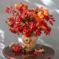 Пазл:  Осеннего огня живая сила 