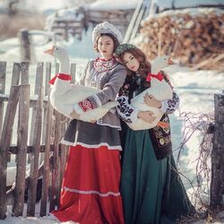 Пазл: Гуси с ленточкой