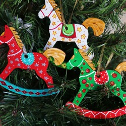 Пазл: Лошадки на елку