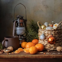 Пазл: С мандаринами и игрушками 